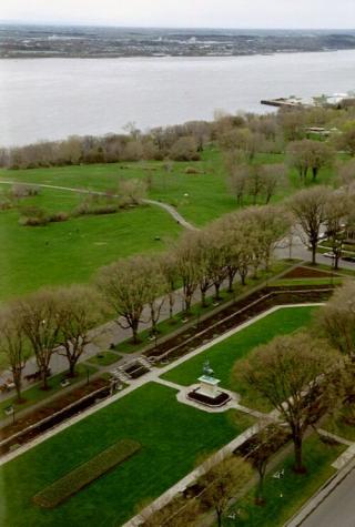 La ville de Québec Les-plaines-d-abraham-qu-bec--736c93