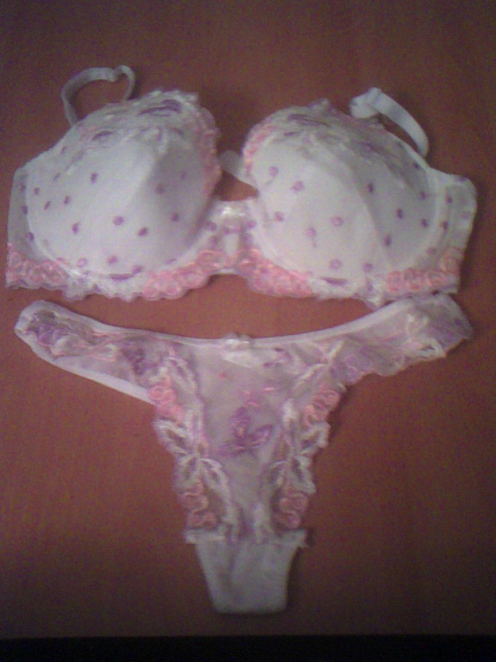 Image: lingerie-098-6e5191.jpg