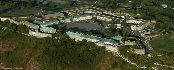La ville de Québec Citadelle_01-736d05
